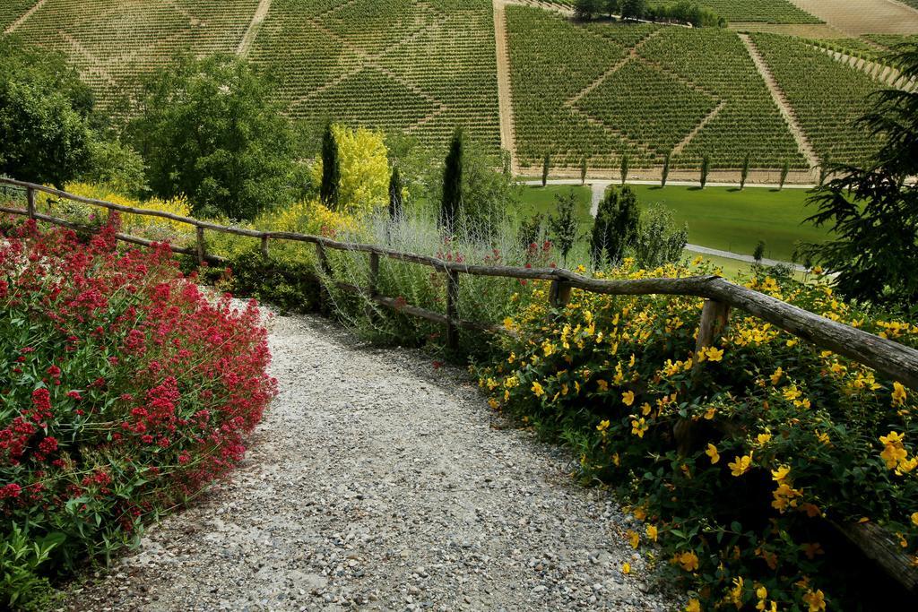 Relais Di Tenuta Santa Caterina B&B Grazzano Badoglio Dış mekan fotoğraf