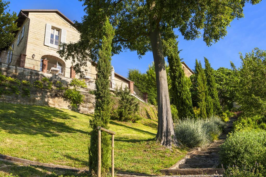Relais Di Tenuta Santa Caterina B&B Grazzano Badoglio Dış mekan fotoğraf
